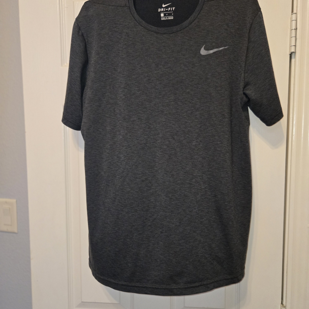 Nike Men's Dark Gray Dri-FIT Short Sleeve Tee